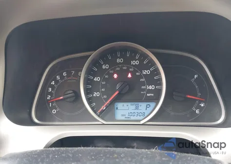 2015 Toyota Rav4 Xle z USA, uszkodzony, nr VIN JTMWFREV9FJ042736